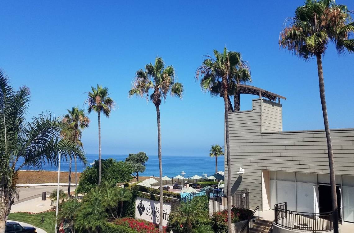 Carlsbad Seapointe by Hilton Grand Vacations: Request a booking on Koala!