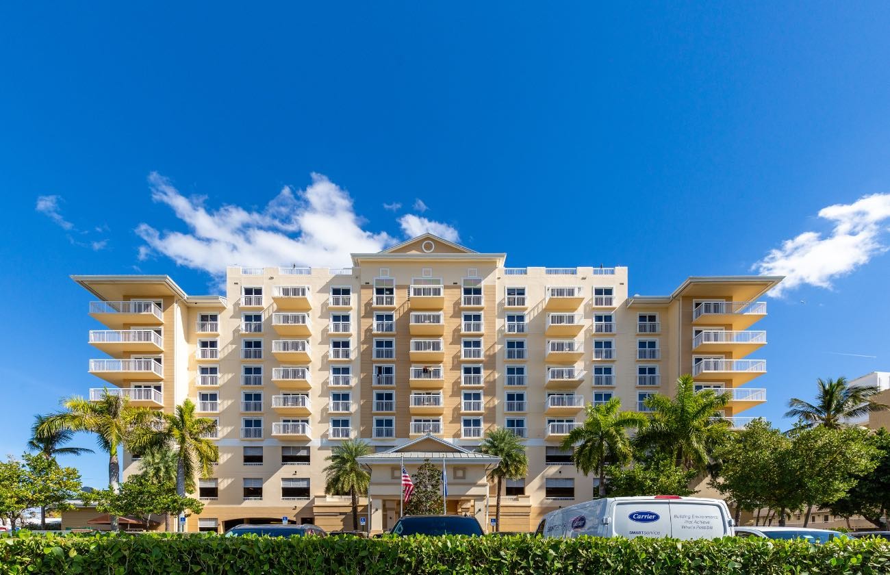 Club Wyndham Royal Vista: Request a booking on Koala!